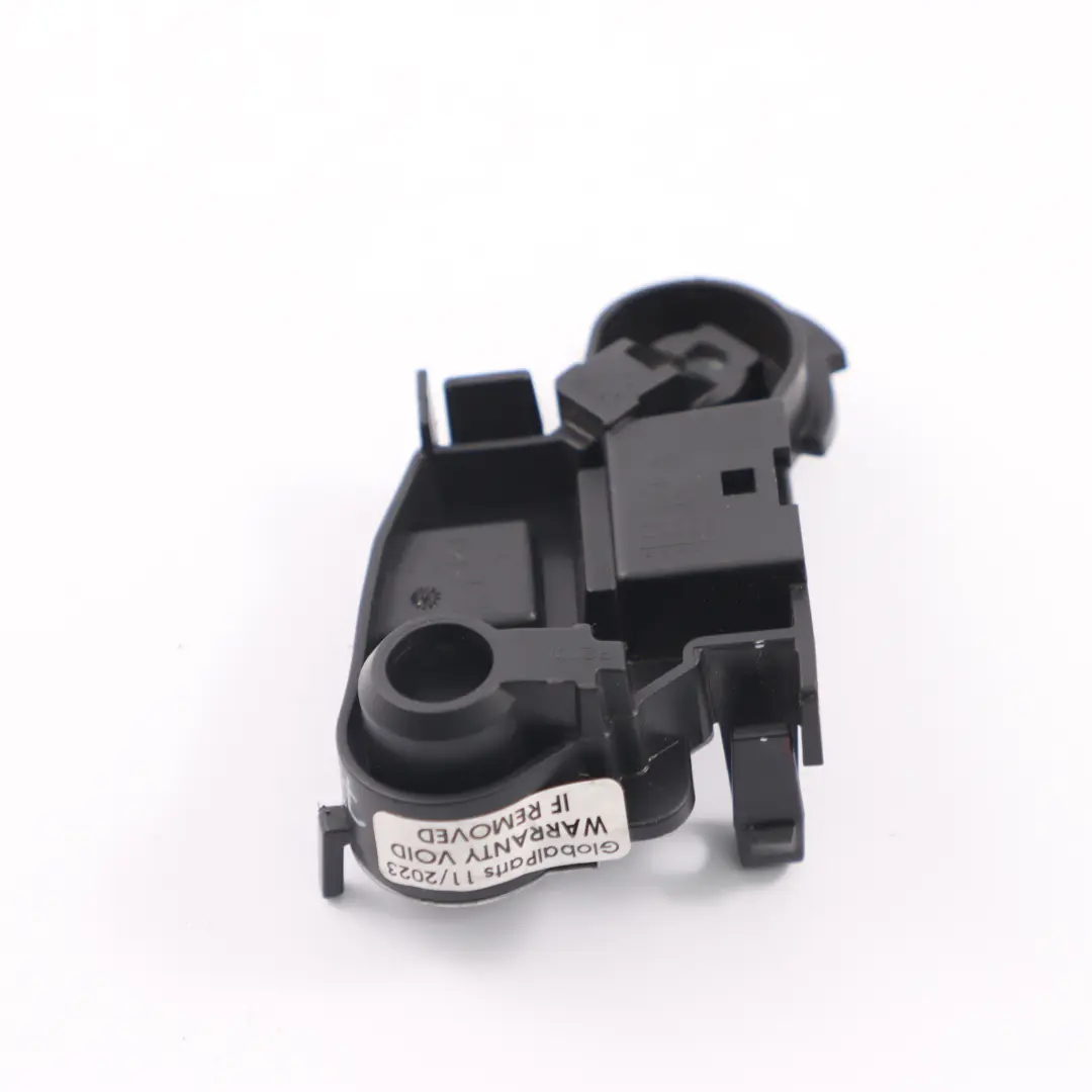 Gniazdo Żarówki Oprawka Lampy Lewy Tył Pokrywa Bagażnika do BMW F30 o numerze 7313059 BMW F30 Gniazdo Żarówki Oprawka Lampy Lewy Tył Pokrywa Bagażnika - SKU 7313059 - Numer Części 7313059