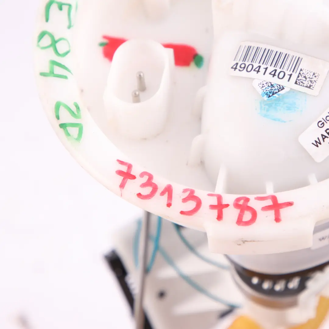 N20 N55 Czujnik Poziomu Paliwa do BMW X1 E84 E90 E92 LCI o numerze 7313791 BMW X1 E84 E90 E92 LCI N20 N55 Czujnik Poziomu Paliwa - SKU 7313791 - Numer Części 7313791