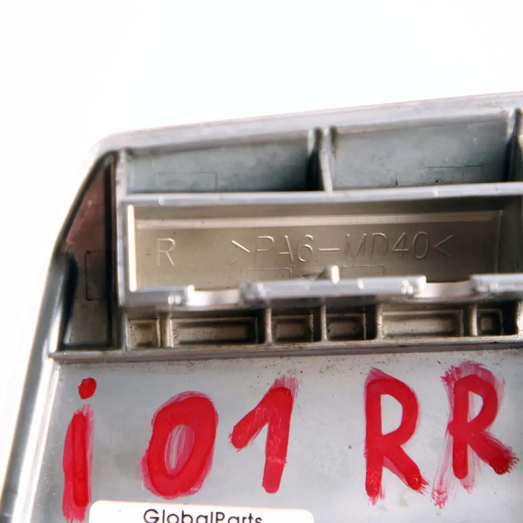 Poignée de porte BMW i3 I01 Garniture de cache arrière droit chromé pour à propos du numéro de pièce 7313880 Poignée de porte BMW i3 I01 Garniture de cache arrière droit chromé - SKU 7313880 - Numéro de pièce 7313880