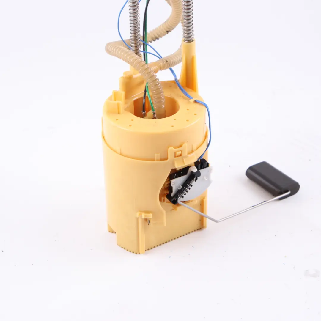 Pompa carburante BMW X3 F25 X4 F26 Diesel Delivery Unit Sensor Right 7216526 per con numero di parte 7314808 Pompa carburante BMW X3 F25 X4 F26 Diesel Delivery Unit Sensor Right 7216526 - SKU 7314808 - Numero di parte 7314808