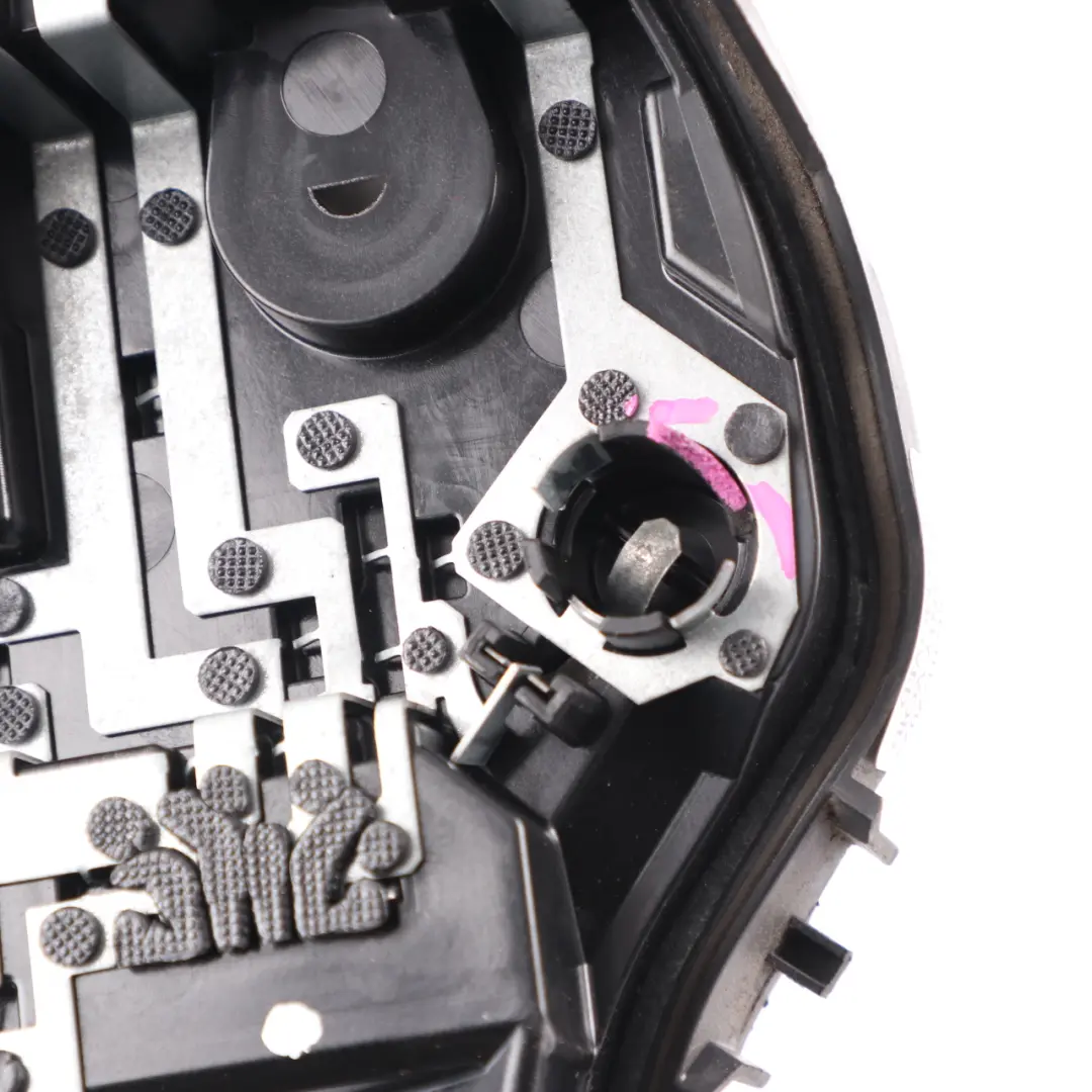 Side Panel Light Lamp Bulb Holder Socket Rear Left N/S to BMW F20 F21 with Part number 7315199 BMW F20 F21 Side Panel Light Lamp Bulb Holder Socket Rear Left N/S - SKU 7315199-1 - Part number 7315199