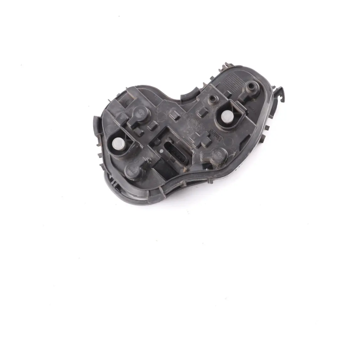 Portalampada Presa BMW F20 F21 Pannello Laterale Posteriore Destra per con numero di parte 7315200 Portalampada Presa BMW F20 F21 Pannello Laterale Posteriore Destra - SKU 7315200-1 - Numero di parte 7315200