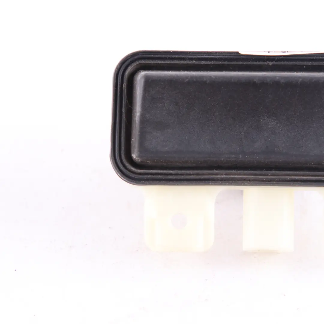 Interruptor Apertura Portón trasero BMW i3 I01 Bootlid Push Button para con número de pieza 7315602 Interruptor Apertura Portón trasero BMW i3 I01 Bootlid Push Button - SKU 7315602 - Número de pieza 7315602