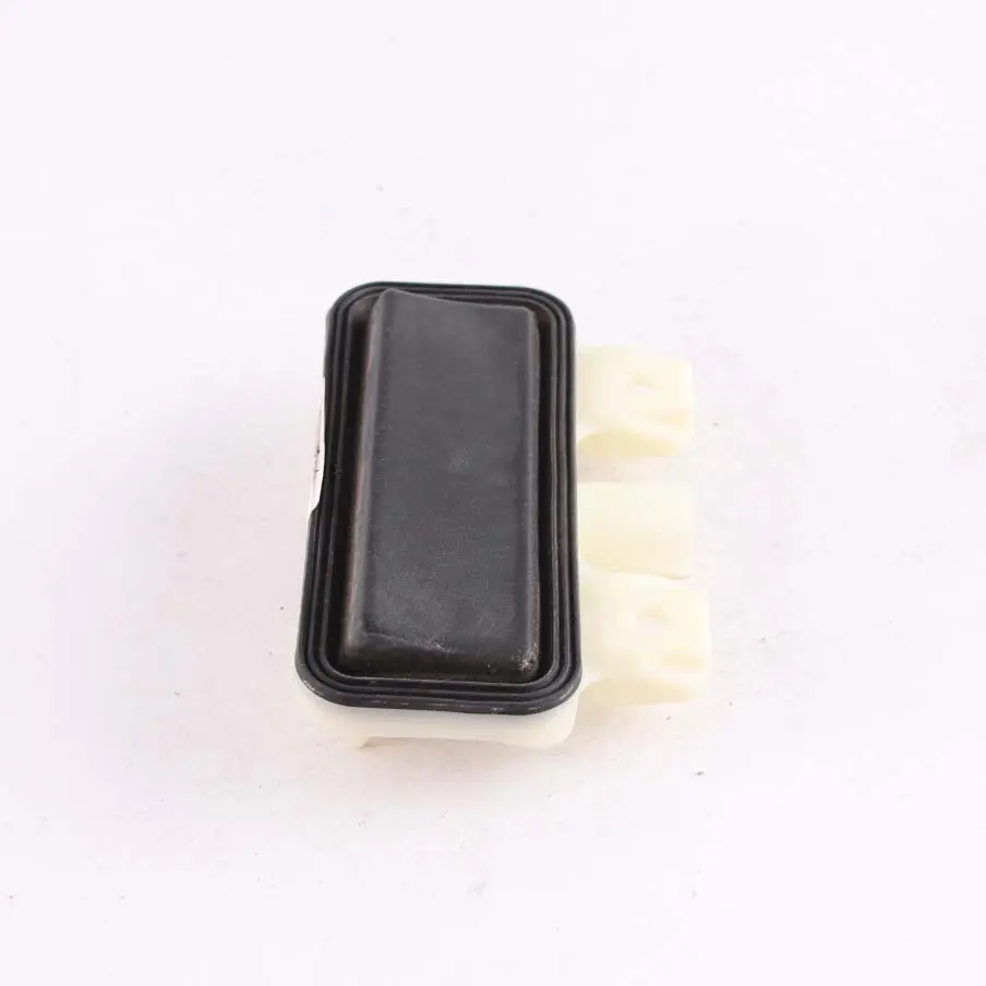 Tailgate Open Switch BMW i3 I01 Bootlid Tailgate Boat Eyelid Push Button - SKU 7315602 - Part number 7315602