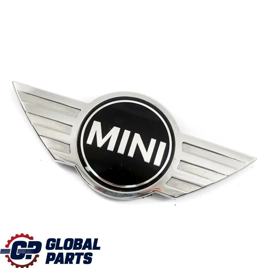 Emblema Cappuccio Cromo per Mini Cooper F55 F56 F57 con numero di parte 7316703 Mini Cooper F55 F56 F57 Emblema Cappuccio Cromo - SKU 7316703 - Numero di parte 7316703