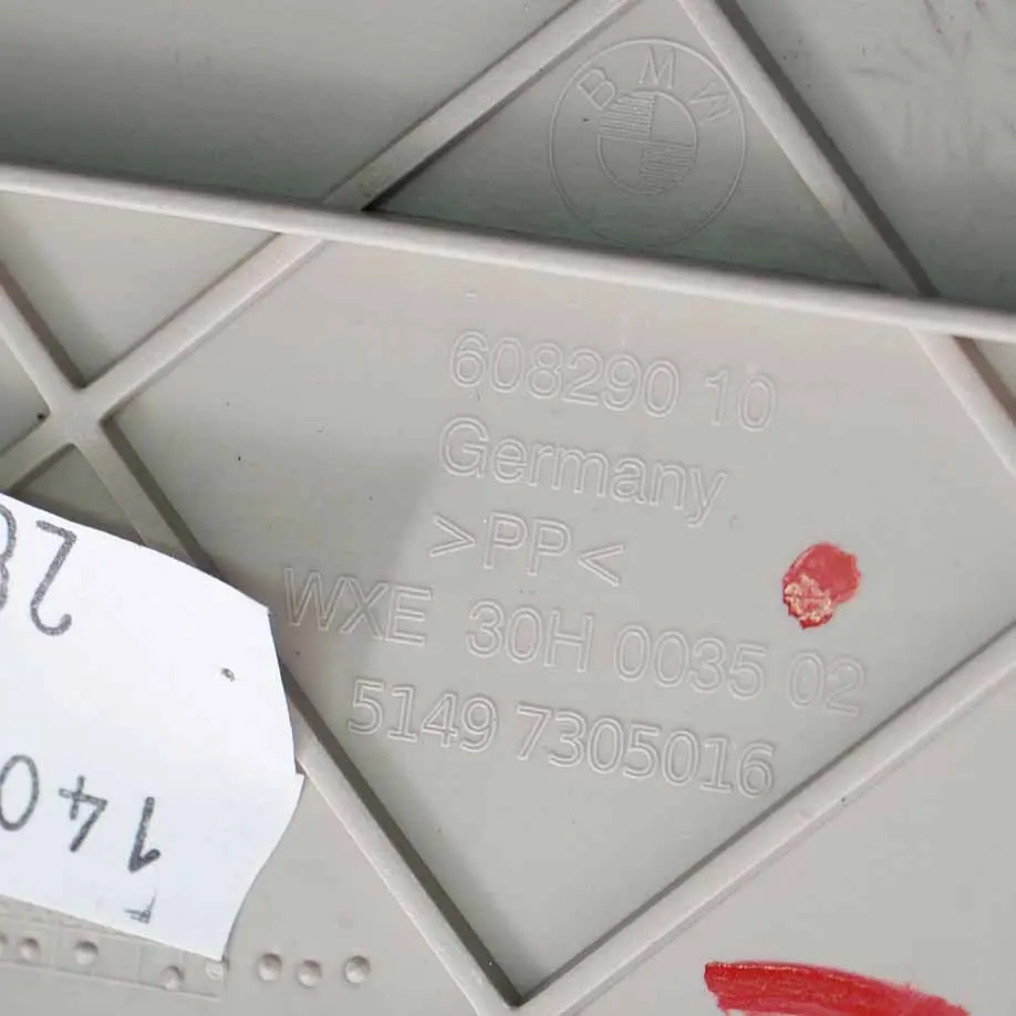 Trunk Boot Tailgate Lid Triangle Trim Panel Cover Oyster 7305016 to BMW F31 with Part number 7316771 BMW F31 Trunk Boot Tailgate Lid Triangle Trim Panel Cover Oyster 7305016 - SKU 7316771 - Part number 7316771