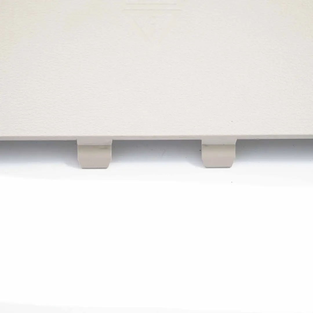 BMW F31 Embellecedor Triángulo Tapa Maletero Portón Trasero Oyster 7305016 - SKU 7316771 - Número de pieza 7316771