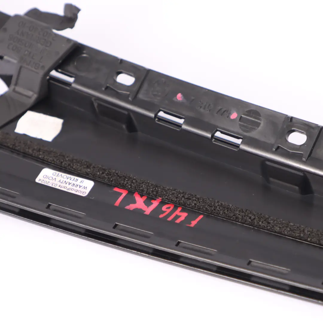 BMW F46 Copertura Colonna B Porta Posteriore Sinistra Finitura Striscia - SKU 7316779 - Numero di parte 7316779