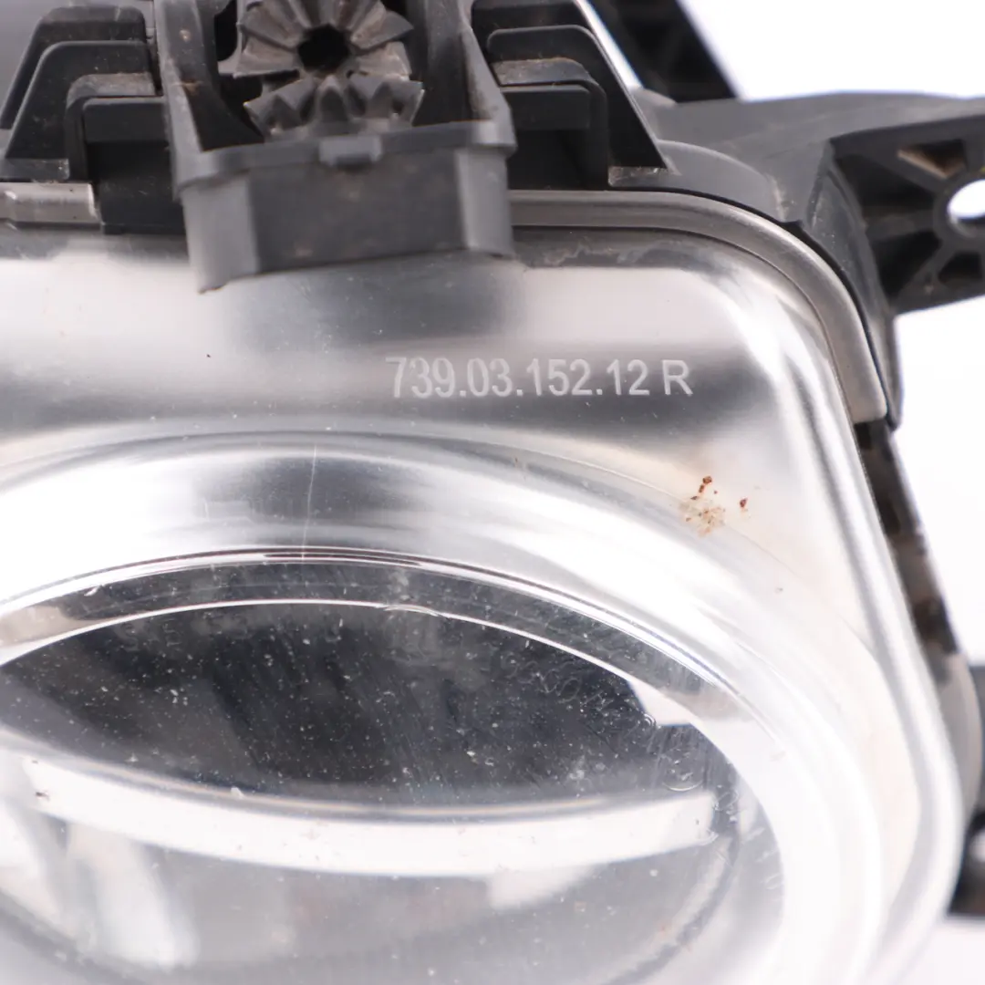 BMW X3 F25 X4 F26 X5 F15 Lampa Przeciwmgielna LED Prawy Przód - SKU 7317252 - Numer Części 7317252