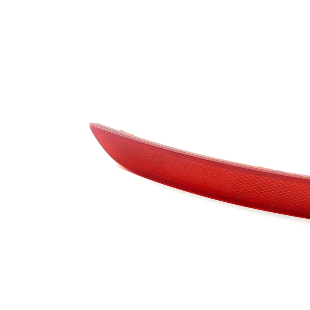 Reflektor Odblask Panel Zderzaka Lewy Tył do BMW F10 LCI o numerze 7318555 BMW F10 LCI Reflektor Odblask Panel Zderzaka Lewy Tył - SKU 7318555 - Numer Części 7318555