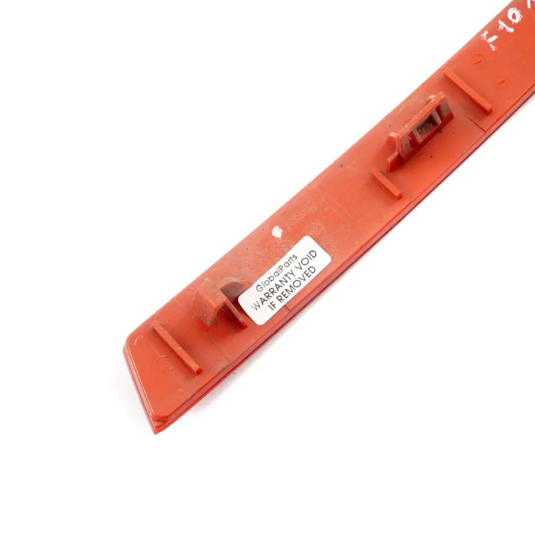 Parachoques Trasero Reflector Embellecedor Panel Izquierdo para BMW F10 LCI con número de pieza 7318555 BMW F10 LCI Parachoques Trasero Reflector Embellecedor Panel Izquierdo - SKU 7318555 - Número de pieza 7318555