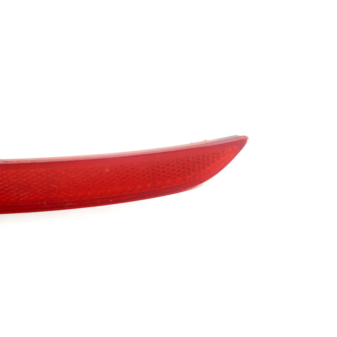 Paraurti Posteriore Pannello Riflettore Destro per BMW F10 LCI con numero di parte 7318556 BMW F10 LCI Paraurti Posteriore Pannello Riflettore Destro - SKU 7318556 - Numero di parte 7318556