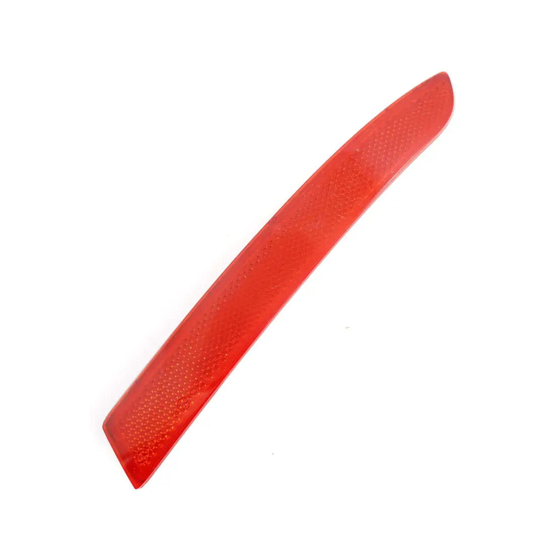 Paraurti Posteriore Pannello Riflettore Destro per BMW F10 LCI con numero di parte 7318556 BMW F10 LCI Paraurti Posteriore Pannello Riflettore Destro - SKU 7318556 - Numero di parte 7318556