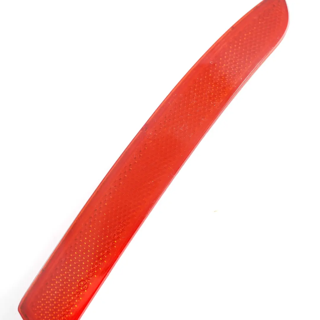 Paraurti Posteriore Pannello Riflettore Destro per BMW F10 LCI con numero di parte 7318556 BMW F10 LCI Paraurti Posteriore Pannello Riflettore Destro - SKU 7318556 - Numero di parte 7318556