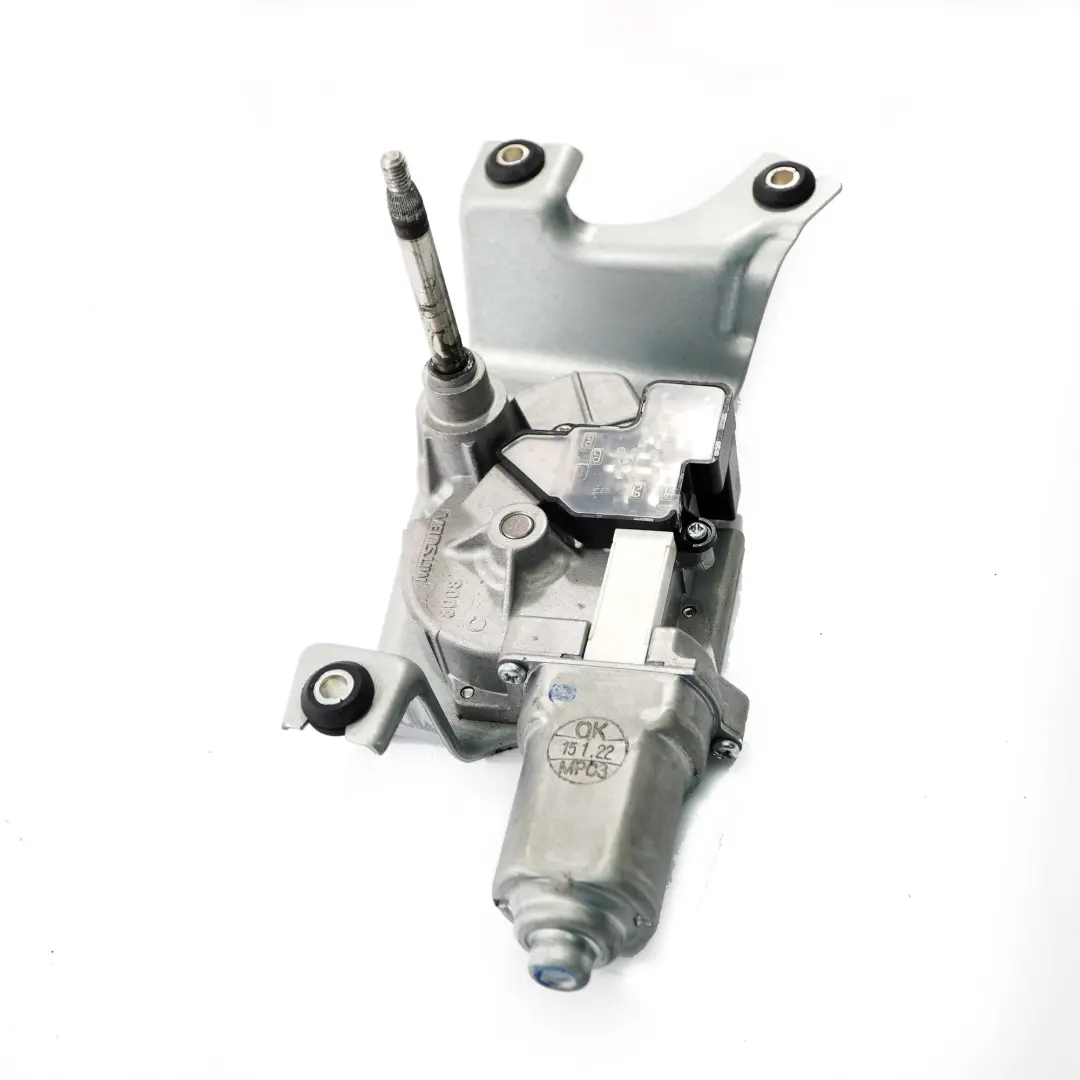Tapa maletero Portón trasero Limpiaparabrisas Motor Drive para BMW X5 F15 con número de pieza 7318710 BMW X5 F15 Tapa maletero Portón trasero Limpiaparabrisas Motor Drive - SKU 7318710 - Número de pieza 7318710
