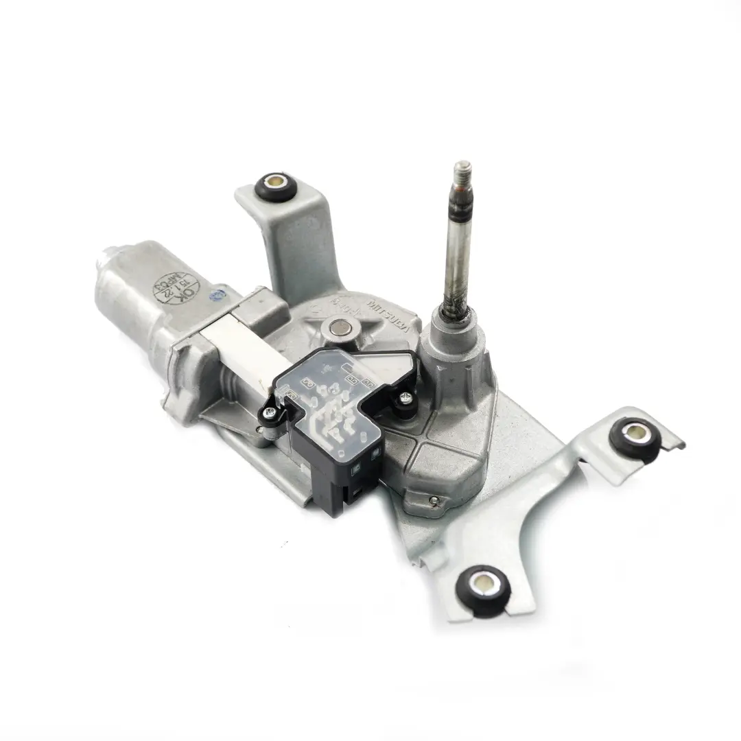 Couvercle de coffre Hayon Moteur d'essuie-glace arrière pour BMW X5 F15 à propos du numéro de pièce 7318710 BMW X5 F15 Couvercle de coffre Hayon Moteur d'essuie-glace arrière - SKU 7318710 - Numéro de pièce 7318710