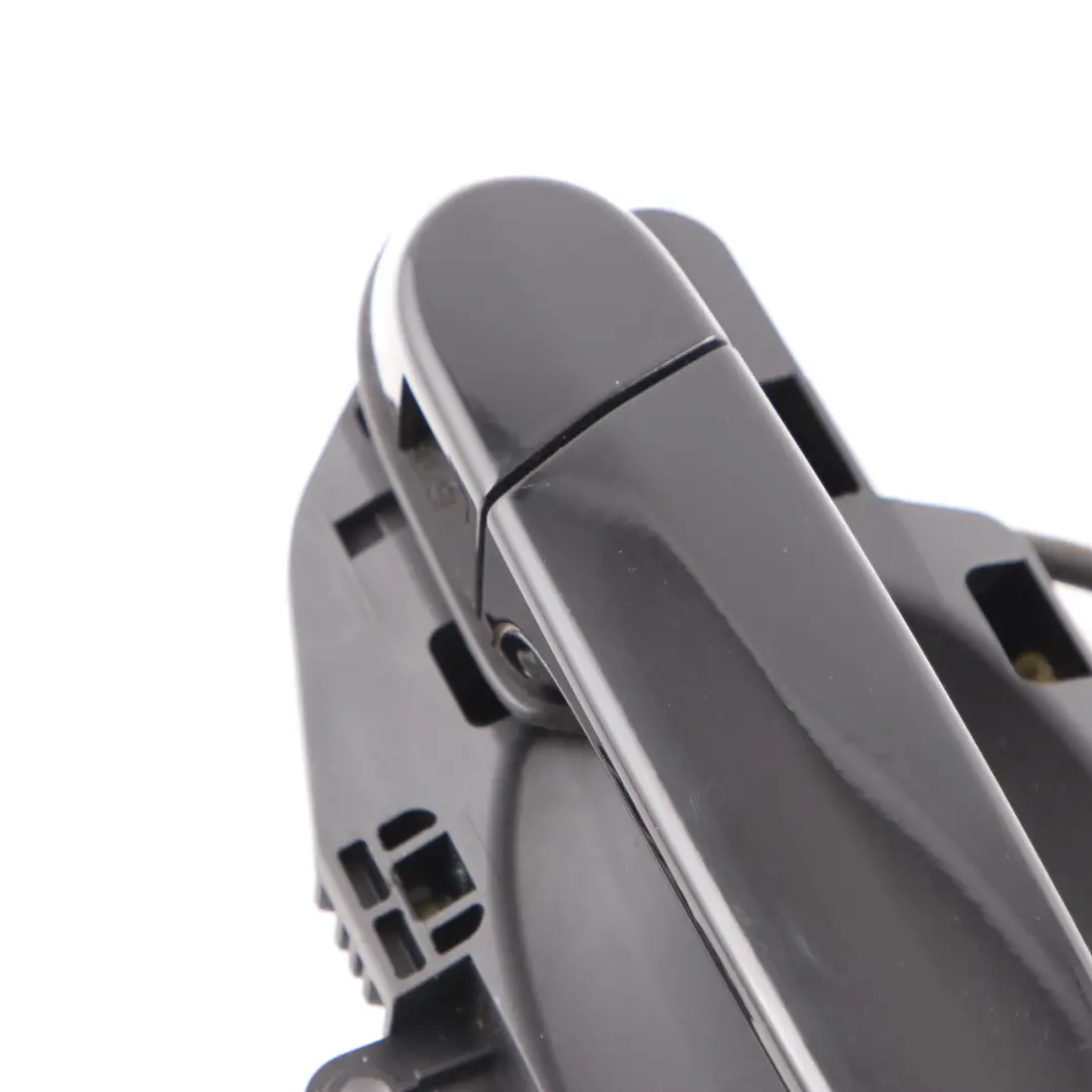 Door Grab Handle Rear Right O/S Outside Schwarz 2 Black - 668 to BMW F25 X3 with Part number 7319353 BMW F25 X3 Door Grab Handle Rear Right O/S Outside Schwarz 2 Black - 668 - SKU 7319353-SCH - Part number 7319353