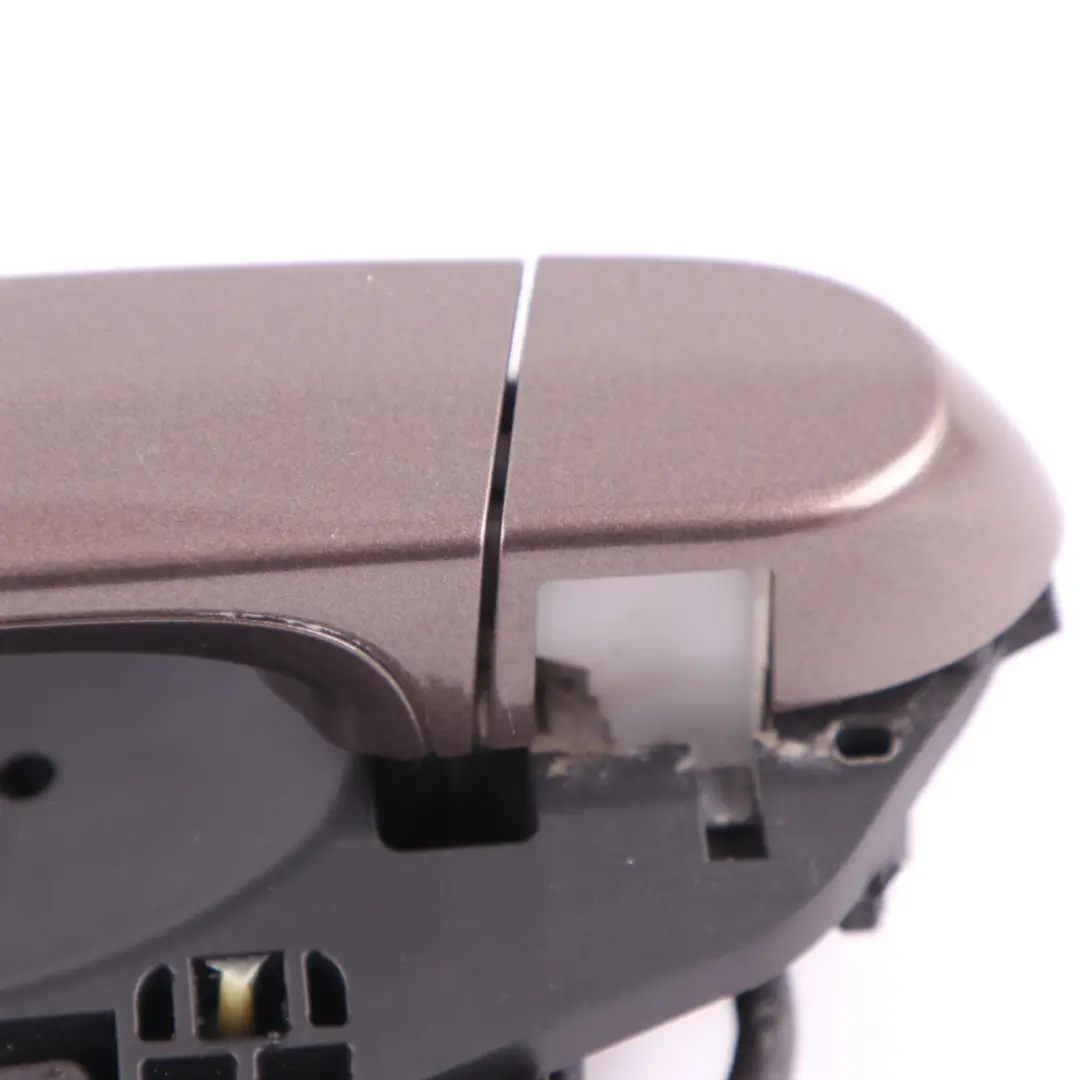 Door Grab Handle Rear Left N/S Outside Sparkling Bronze B06 to BMW F25 X3 with Part number 7319353 BMW F25 X3 Door Grab Handle Rear Left N/S Outside Sparkling Bronze B06 - SKU 7319353-SPB1 - Part number 7319353