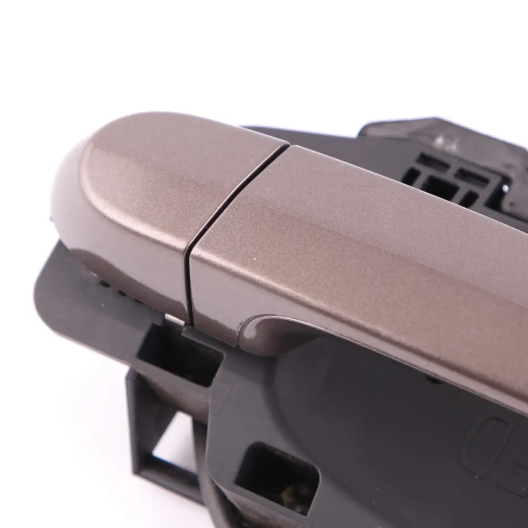 Door Grab Handle Rear Left N/S Outside Sparkling Bronze B06 to BMW F25 X3 with Part number 7319353 BMW F25 X3 Door Grab Handle Rear Left N/S Outside Sparkling Bronze B06 - SKU 7319353-SPB1 - Part number 7319353