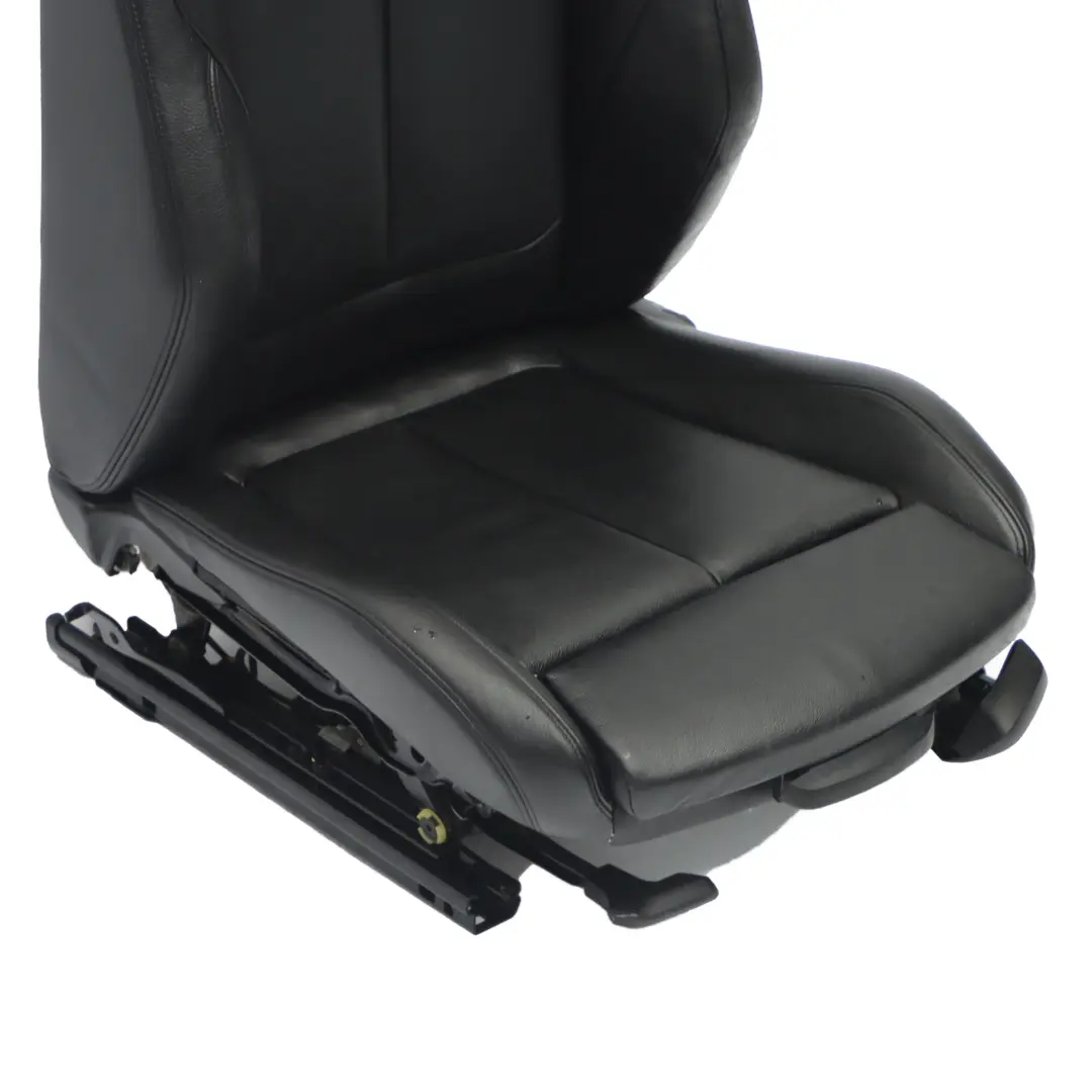 Przedni fotel Lewy Sportowy Podgrzewany Skórzany Dakota Czarny LCSW do BMW F32 o numerze 7319589 BMW F32 Przedni fotel Lewy Sportowy Podgrzewany Skórzany Dakota Czarny LCSW - SKU 7319589-5 - Numer Części 7319589