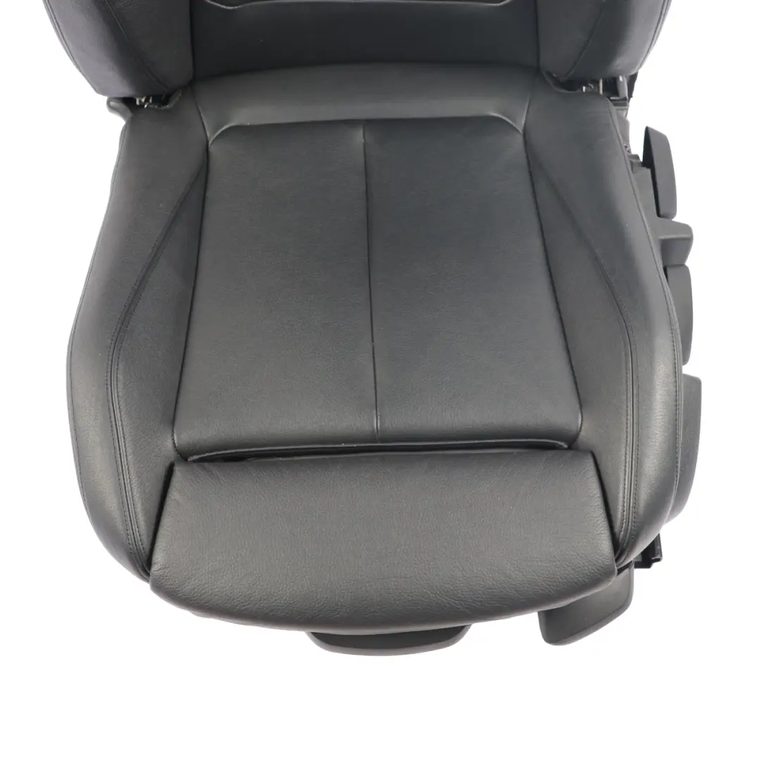 Sedile Anteriore Sportivo Sinistro Interno Pelle Dakota Nero per BMW F21 con numero di parte 7319589 BMW F21 Sedile Anteriore Sportivo Sinistro Interno Pelle Dakota Nero - SKU 7319589-6 - Numero di parte 7319589