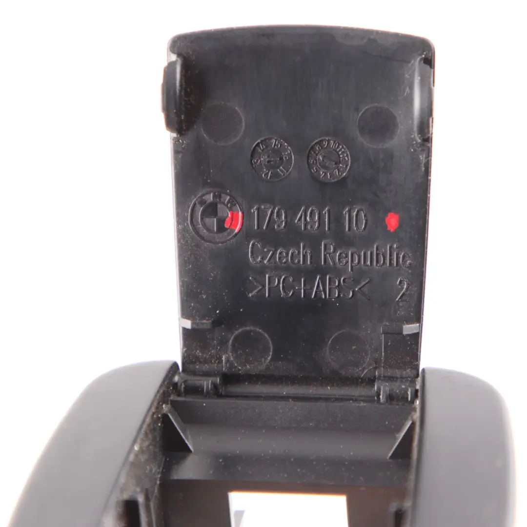 Couverture Isofix Noir 7118673 BMW X1 E81 E82 E84 E87 E90 E91 F20 LCI - SKU 7319686 - Numéro de pièce 7319686