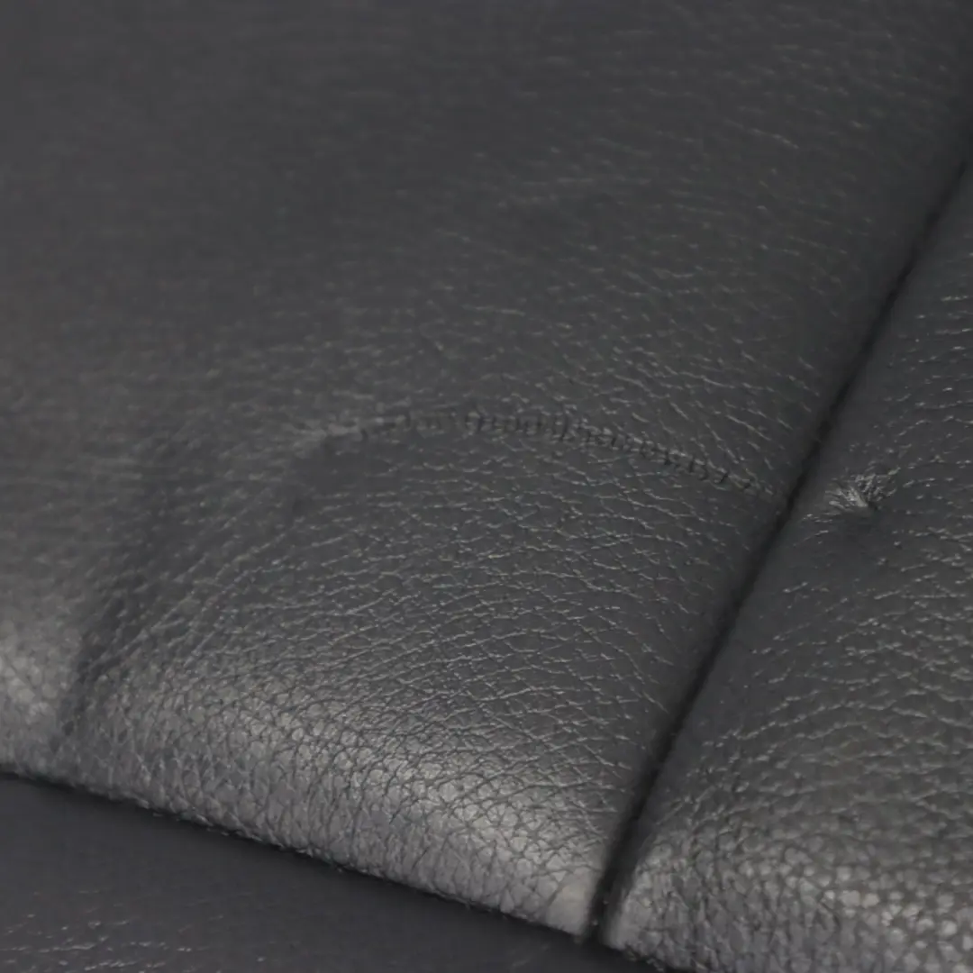 Banquette arrière Canapé Recouvrement de siège cuir Dakota Black pour BMW F21 à propos du numéro de pièce 7320063-1 BMW F21 Banquette arrière Canapé Recouvrement de siège cuir Dakota Black - SKU 7320063-1 - Numéro de pièce 7320063-1