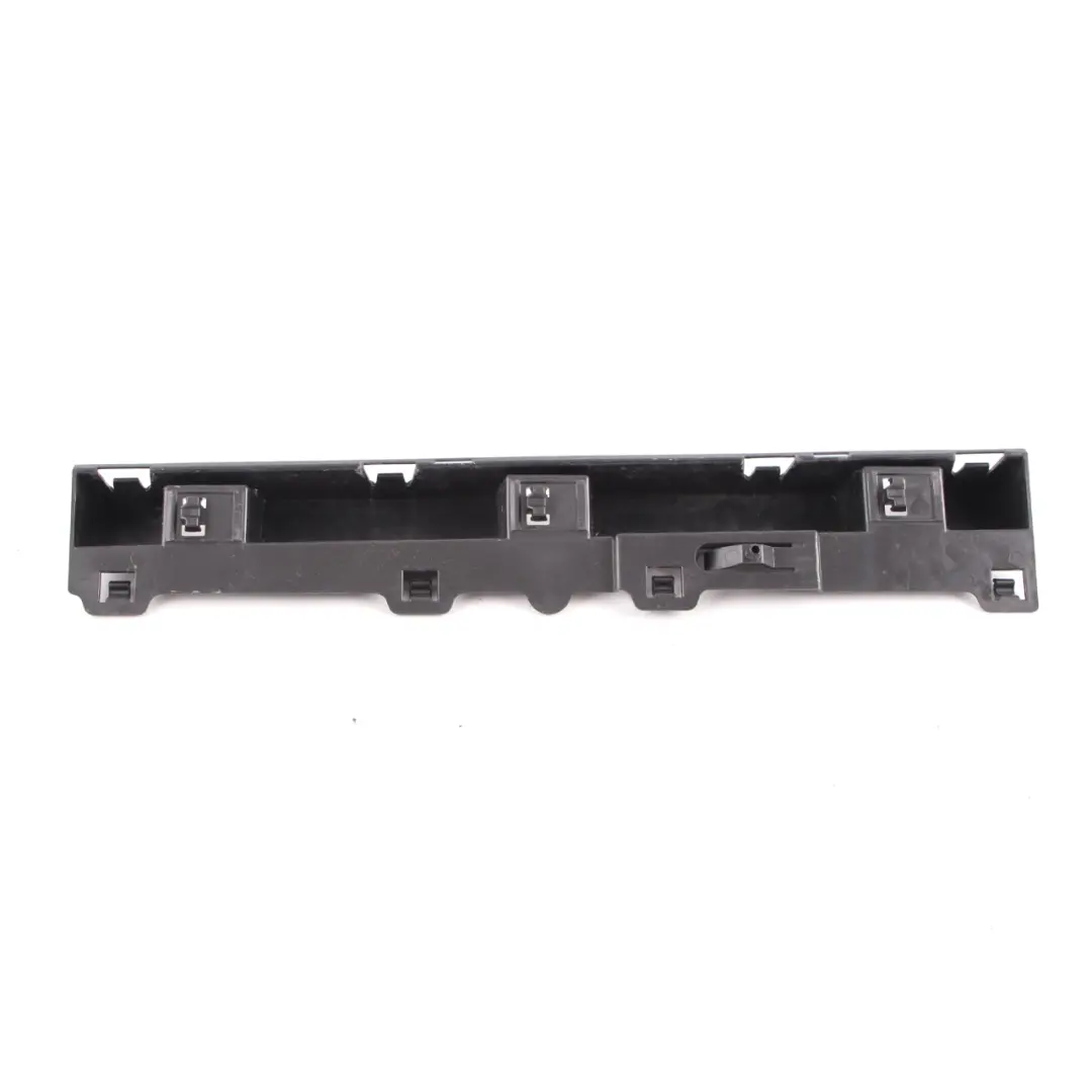 Apoyo Ledge Falda Sill Lado Derecho Soporte Soporte RH2 para BMW F36 con número de pieza 7320206 BMW F36 Apoyo Ledge Falda Sill Lado Derecho Soporte Soporte RH2 - SKU 7320206 - Número de pieza 7320206