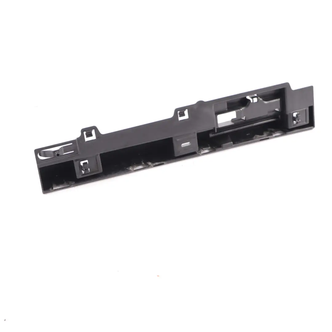 Wspornik Progu Lewy Listwa Montażowa RH3 do BMW F36 o numerze 7320207 BMW F36 Wspornik Progu Lewy Listwa Montażowa RH3 - SKU 7320207 - Numer Części 7320207