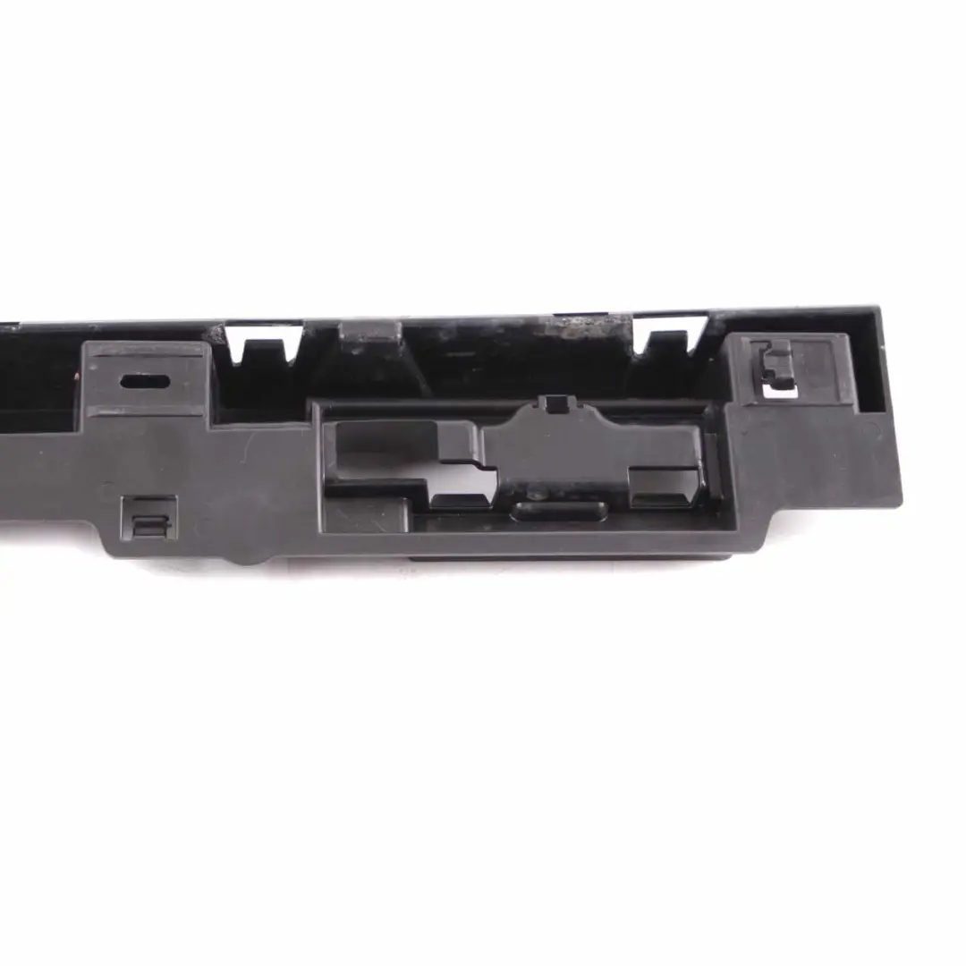 Supporting Ledge Skirt Sill Right Side Mount Bracket Holder RH3 to BMW F36 with Part number 7320208 BMW F36 Supporting Ledge Skirt Sill Right Side Mount Bracket Holder RH3 - SKU 7320208 - Part number 7320208