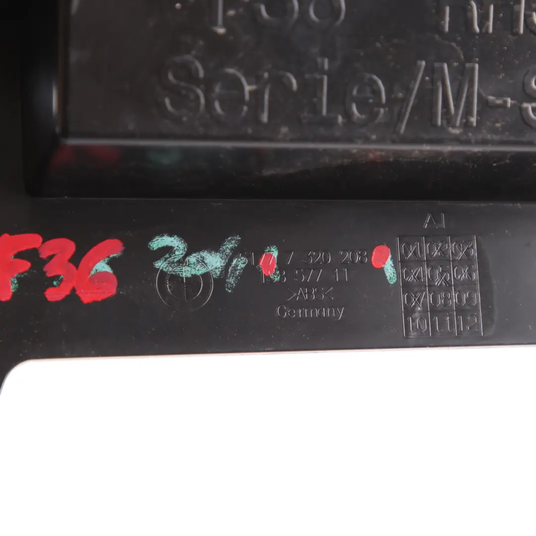 Support de Jupe de Bordure de Bas de Caisse Latéral Droit RH3 pour BMW F36 à propos du numéro de pièce 7320208 BMW F36 Support de Jupe de Bordure de Bas de Caisse Latéral Droit RH3 - SKU 7320208 - Numéro de pièce 7320208