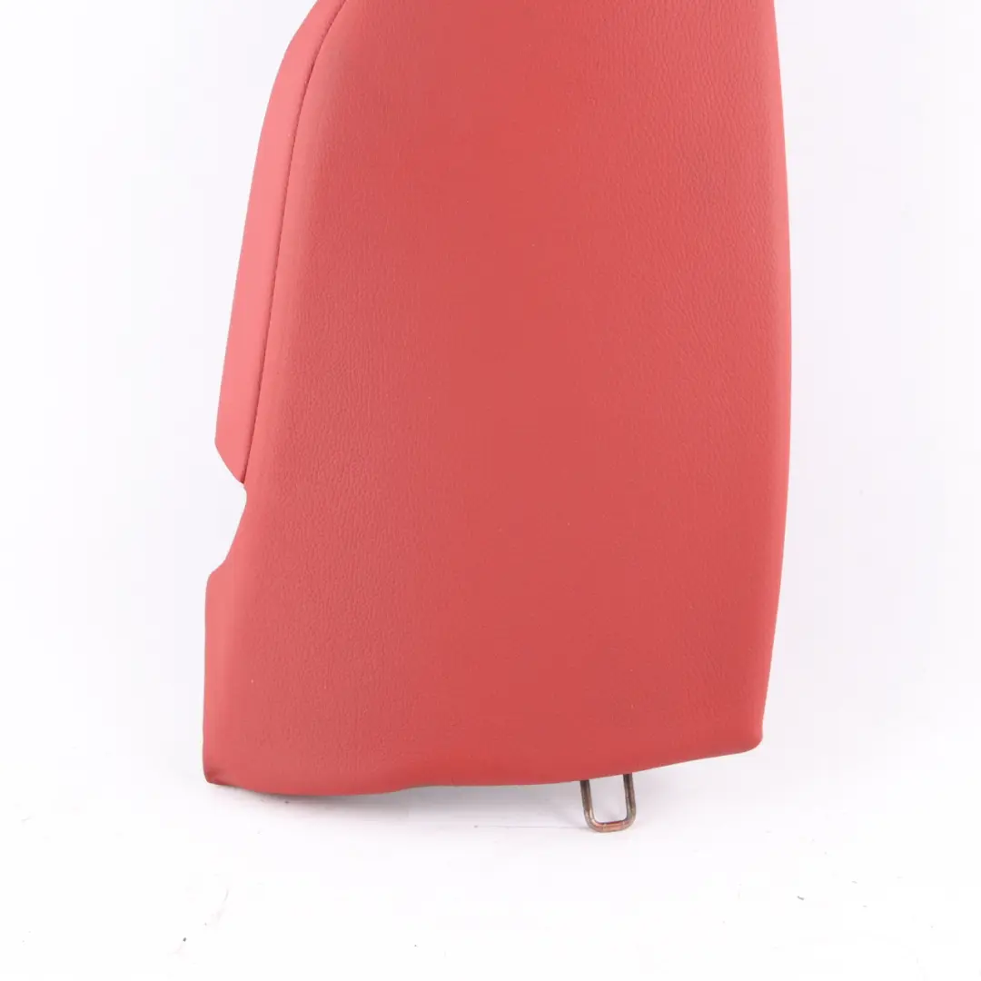 Finitura Sedile Posteriore Sinistro in Pelle Rosso Corallo per BMW F21 F22 con numero di parte 7320251 BMW F21 F22 Finitura Sedile Posteriore Sinistro in Pelle Rosso Corallo - SKU 7320251 - Numero di parte 7320251