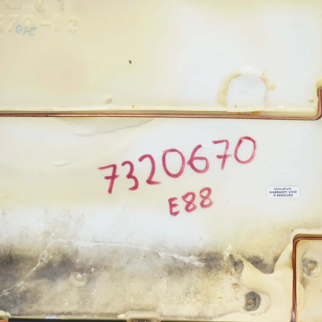 Siedzisko Kanapa Tylna Materiał do BMW E88 Cabrio o numerze 7320670 BMW E88 Cabrio Siedzisko Kanapa Tylna Materiał - SKU 7320670 - Numer Części 7320670