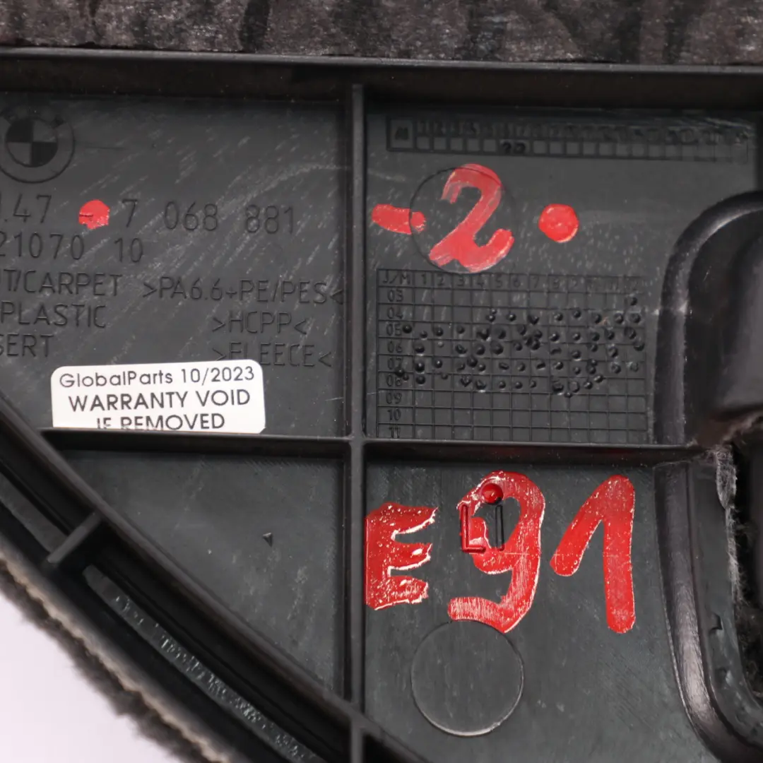 Boczek Osłona Bagażnika Lewy Tył do BMW E91 Kombi o numerze 7321097 BMW E91 Kombi Boczek Osłona Bagażnika Lewy Tył - SKU 7321097-2 - Numer Części 7321097