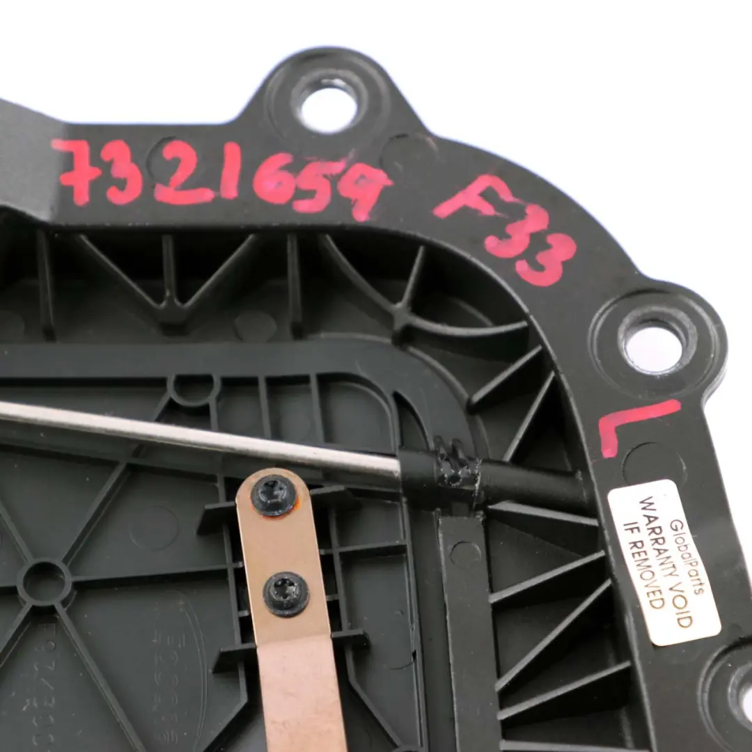 BMW 4 er F33 F83 M4 Klappe Gestängeaustritt Links Verdeckklappe Schwarz - SKU 7321659 - Teilenummer 7321659