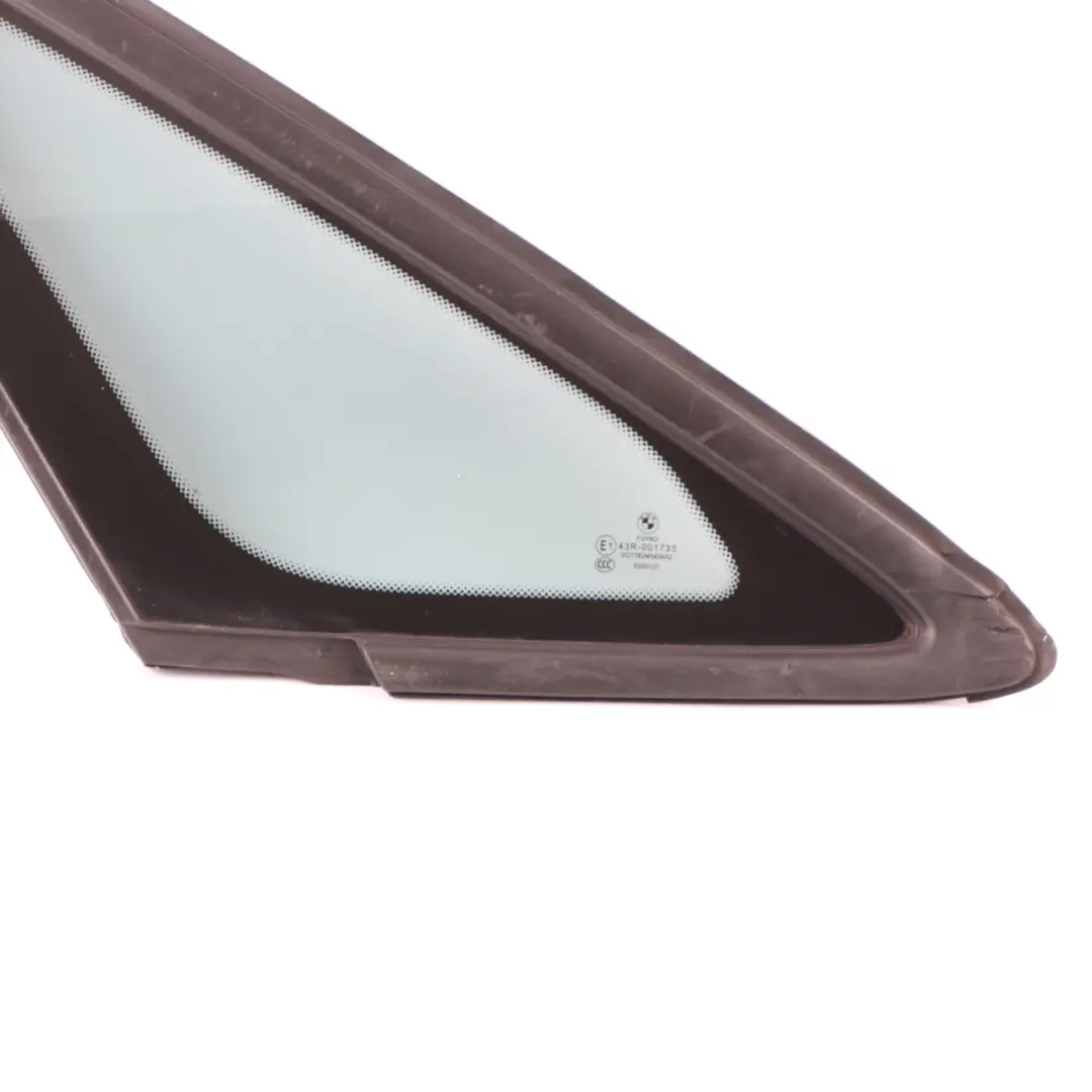 Vitre Active Tourer Latérale Fixe Avant Droite O/S AS2 pour BMW F45 à propos du numéro de pièce 7321944 BMW F45 Vitre Active Tourer Latérale Fixe Avant Droite O/S AS2 - SKU 7321944 - Numéro de pièce 7321944