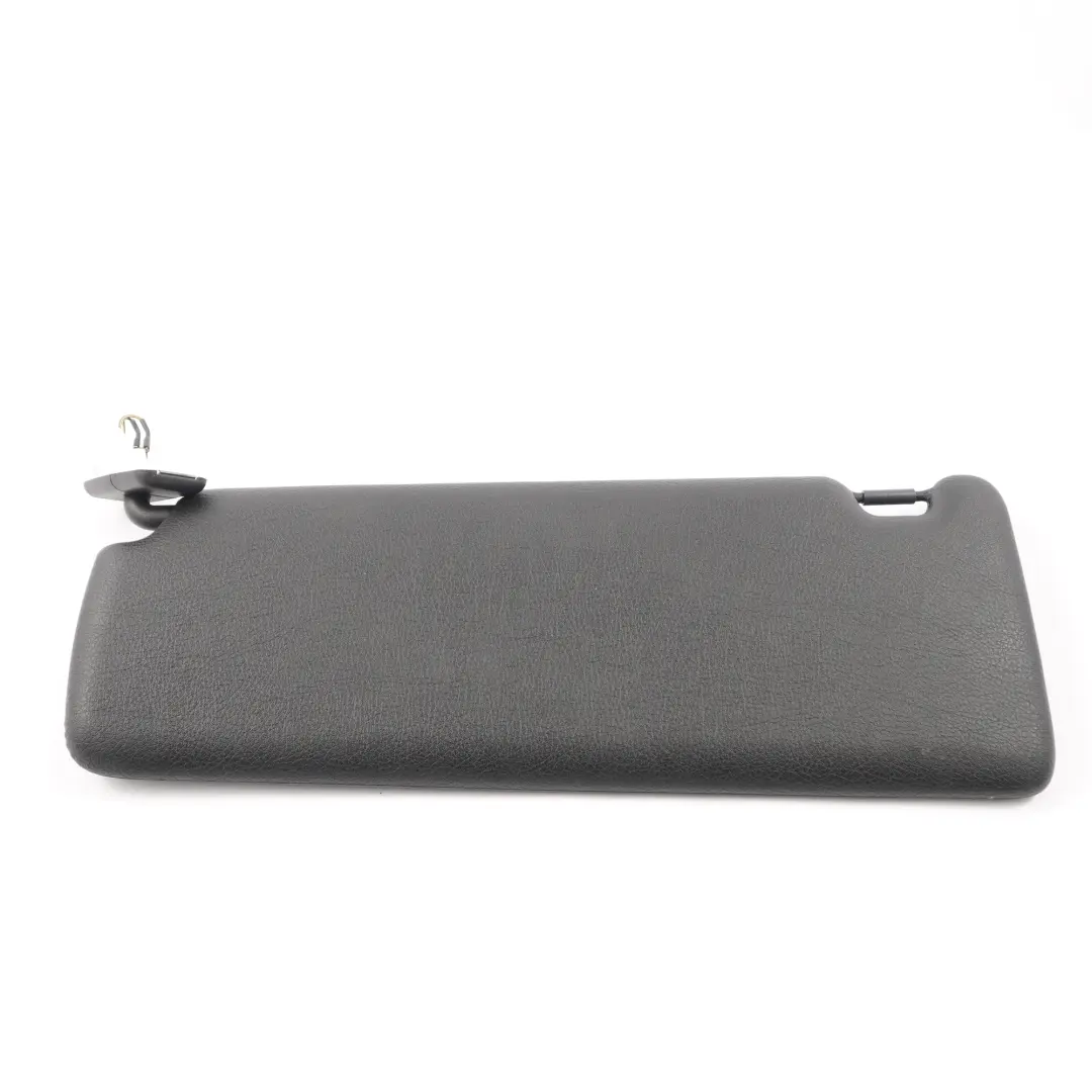 Osłona Przeciwsłoneczna Daszek Prawa Czarna do BMW F30 F31 o numerze 7322296 BMW F30 F31 Osłona Przeciwsłoneczna Daszek Prawa Czarna - SKU 7322296-1 - Numer Części 7322296