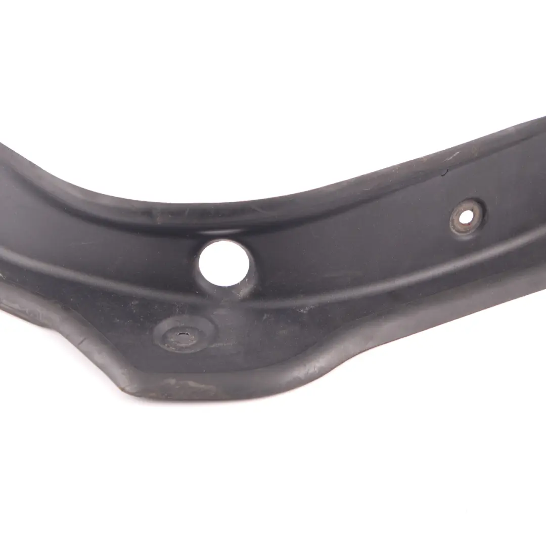 Cache gouttière BMW F36 Garniture rail d'égouttage coffre arrière droit pour à propos du numéro de pièce 7322298 Cache gouttière BMW F36 Garniture rail d'égouttage coffre arrière droit - SKU 7322298 - Numéro de pièce 7322298