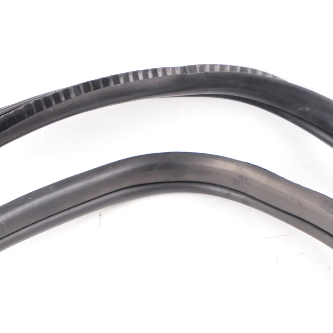 Front Left Right N/O/S Door Edge Protection Seal Gasket to Mini Cooper One F55 with Part number 7322511 Mini Cooper One F55 Front Left Right N/O/S Door Edge Protection Seal Gasket - SKU 7322511 - Part number 7322511