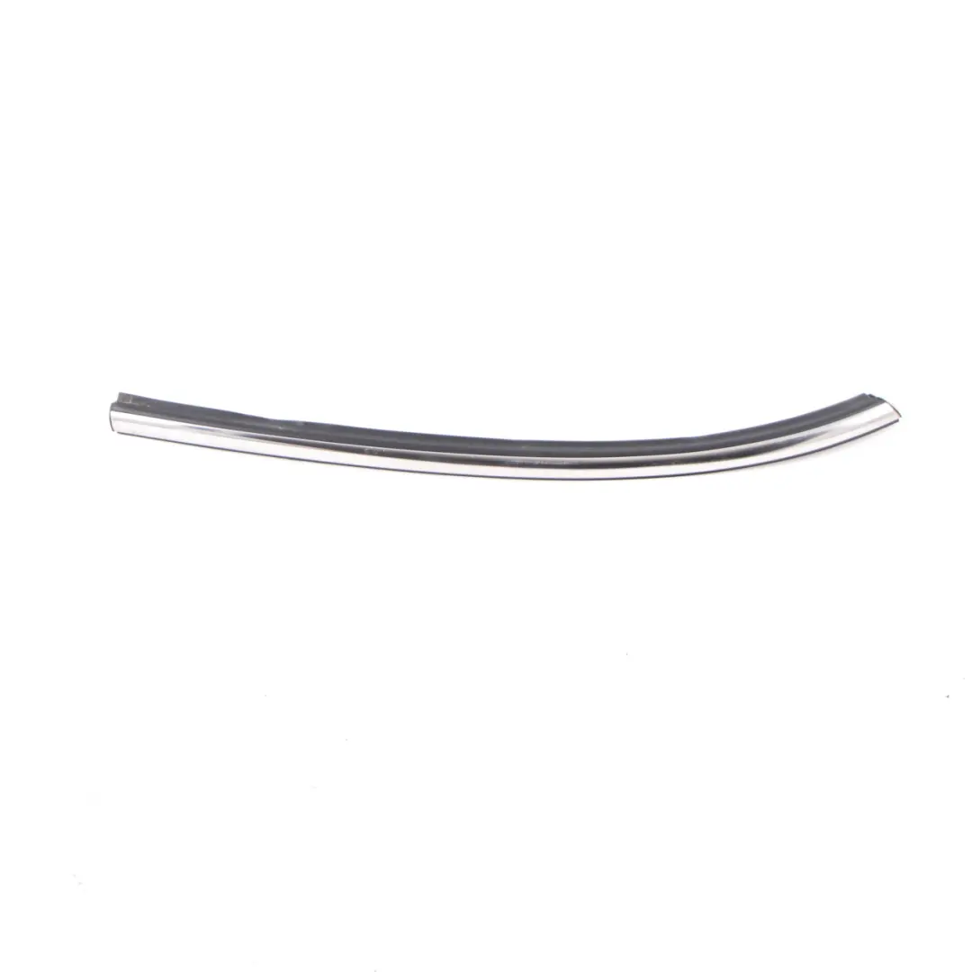 Bande de moulage panneau latéral arrière gauche Chrome pour Mini Cooper R55 à propos du numéro de pièce 7322527 Mini Cooper R55 Bande de moulage panneau latéral arrière gauche Chrome - SKU 7322527 - Numéro de pièce 7322527