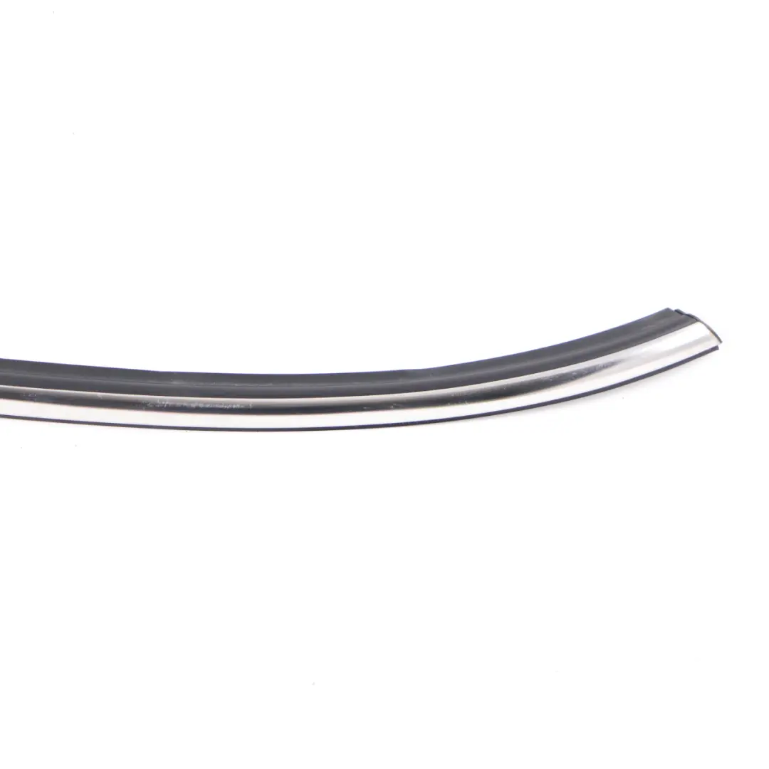Pannello laterale posteriore sinistro Striscia Cromo per Mini Cooper R55 con numero di parte 7322527 Mini Cooper R55 Pannello laterale posteriore sinistro Striscia Cromo - SKU 7322527 - Numero di parte 7322527