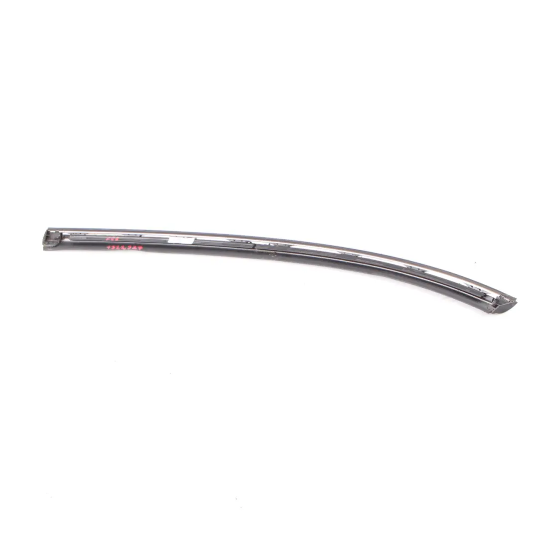 Pannello laterale posteriore sinistro Striscia Cromo per Mini Cooper R55 con numero di parte 7322527 Mini Cooper R55 Pannello laterale posteriore sinistro Striscia Cromo - SKU 7322527 - Numero di parte 7322527