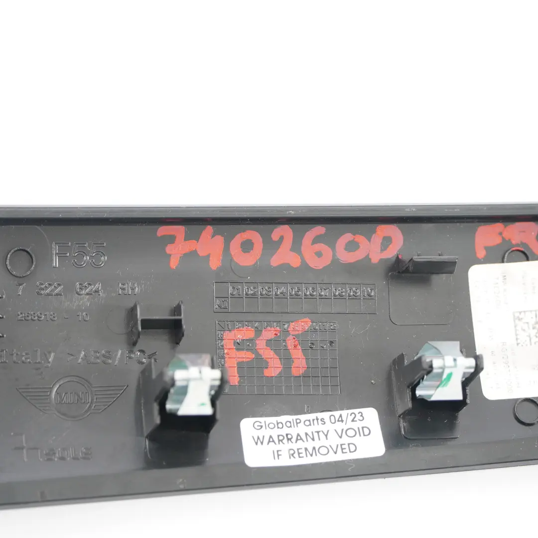 Listwa Osłona Klamki Drzwi Prawy Przód do Mini F55 o numerze 7322624 Mini F55 Listwa Osłona Klamki Drzwi Prawy Przód - SKU 7322624 - Numer Części 7322624
