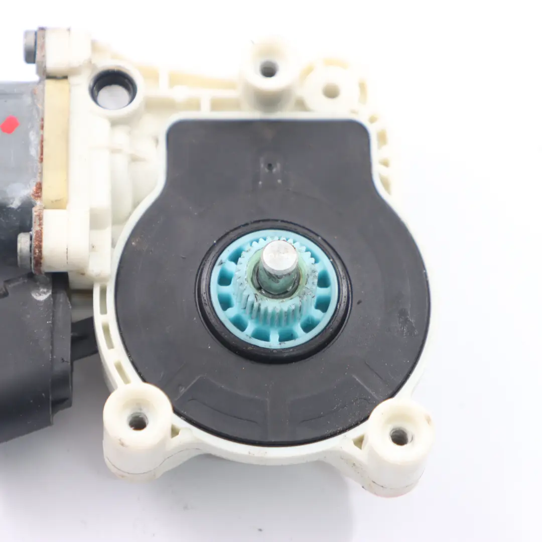 Front Rear Left N/S Window Lifter Motor Actuator to Motor BMW X4 F26 X3 F25 with Part number 7322747 Motor BMW X4 F26 X3 F25 Front Rear Left N/S Window Lifter Motor Actuator - SKU 7322747 - Part number 7322747