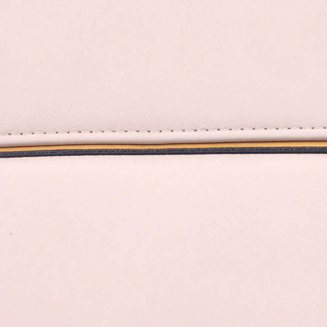 Oparcie Fotela Lewe Przednie Podgrzewane Skóra Oyster do BMW E84 o numerze 7324171 BMW E84 Oparcie Fotela Lewe Przednie Podgrzewane Skóra Oyster - SKU 7324171 - Numer Części 7324171