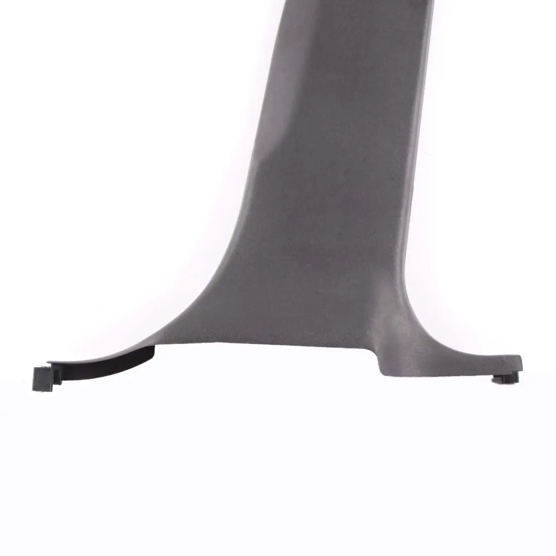 Montante Coperchio Colonna Fondo Rivestimento Destra Antracite 7319056 per BMW F25 con numero di parte 7324368 BMW F25 Montante Coperchio Colonna Fondo Rivestimento Destra Antracite 7319056 - SKU 7324368 - Numero di parte 7324368