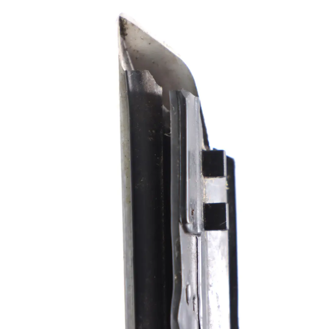 Listwa Przyszybowa Drzwi Przód Prawa Zewnętrzna Krótka do BMW F34 GT o numerze 7325316 BMW F34 GT Listwa Przyszybowa Drzwi Przód Prawa Zewnętrzna Krótka - SKU 7325316 - Numer Części 7325316