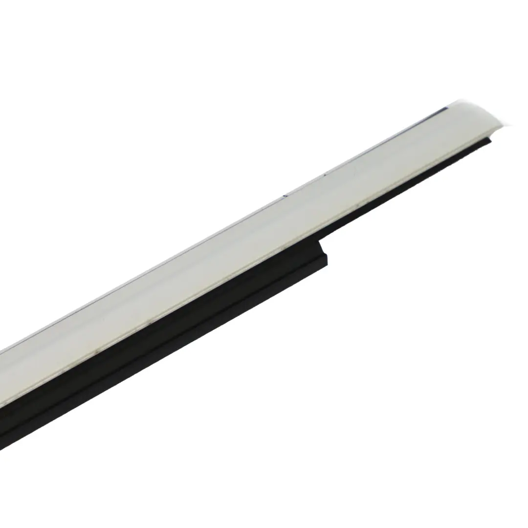Outer Weatherstrip Window Door Line Trim Rear Right O/S Chrom to BMW F34 GT with Part number 7325318 BMW F34 GT Outer Weatherstrip Window Door Line Trim Rear Right O/S Chrom - SKU 7325318 - Part number 7325318