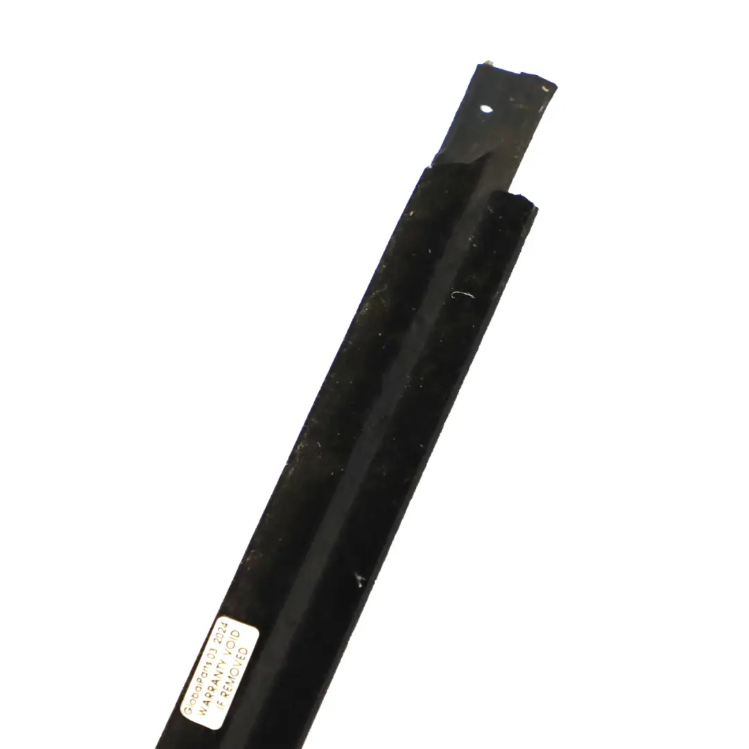 Couvercle de Canal de Porte Extérieur Avant Gauche pour BMW F34 GT à propos du numéro de pièce 7325325 BMW F34 GT Couvercle de Canal de Porte Extérieur Avant Gauche - SKU 7325325 - Numéro de pièce 7325325