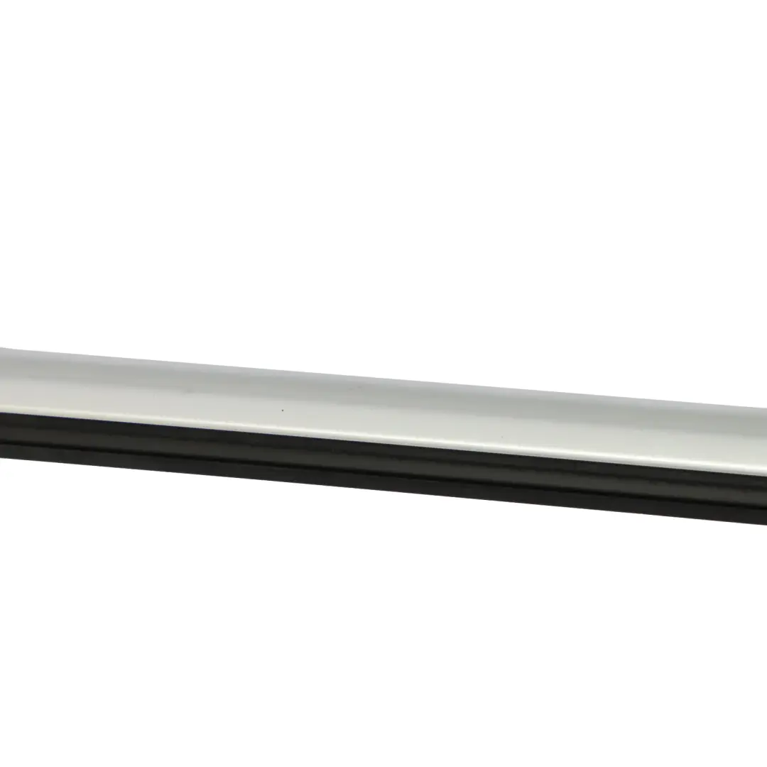 BMW F34 GT Couvercle de Canal de Porte Extérieur Avant Droit - SKU 7325326 - Numéro de pièce 7325326